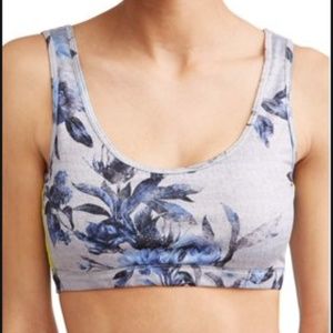 🌈*NWT* EV1 Blue Floral Sport Bra-Ellen DeGeneres